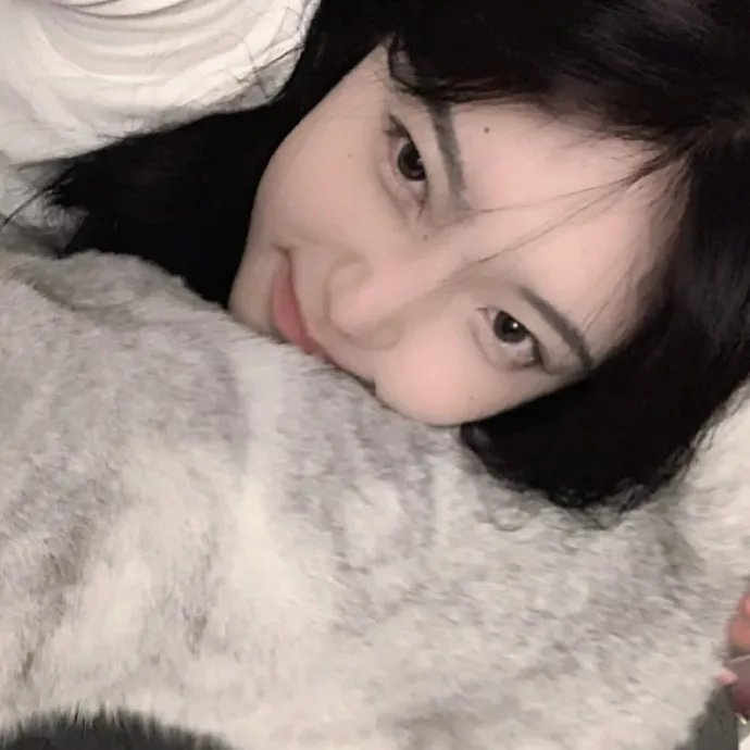 邪恶的蕾丝莉